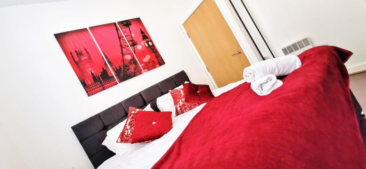 J Quarter - Sleeps 5 Long Term & Families Comfortably, 4 Beds, 2 Bathrooms Birmingham Eksteriør billede