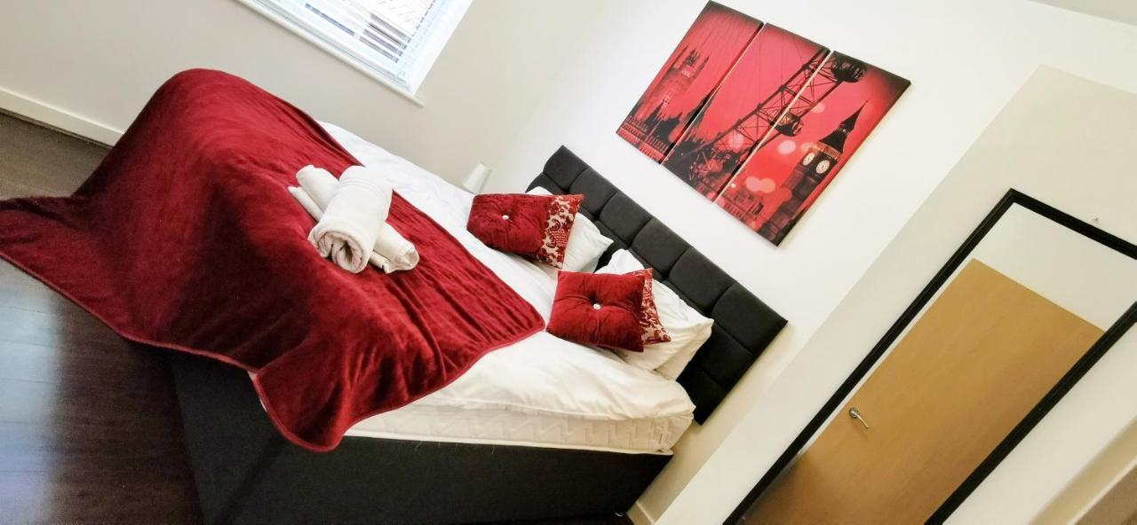 J Quarter - Sleeps 5 Long Term & Families Comfortably, 4 Beds, 2 Bathrooms Birmingham Eksteriør billede