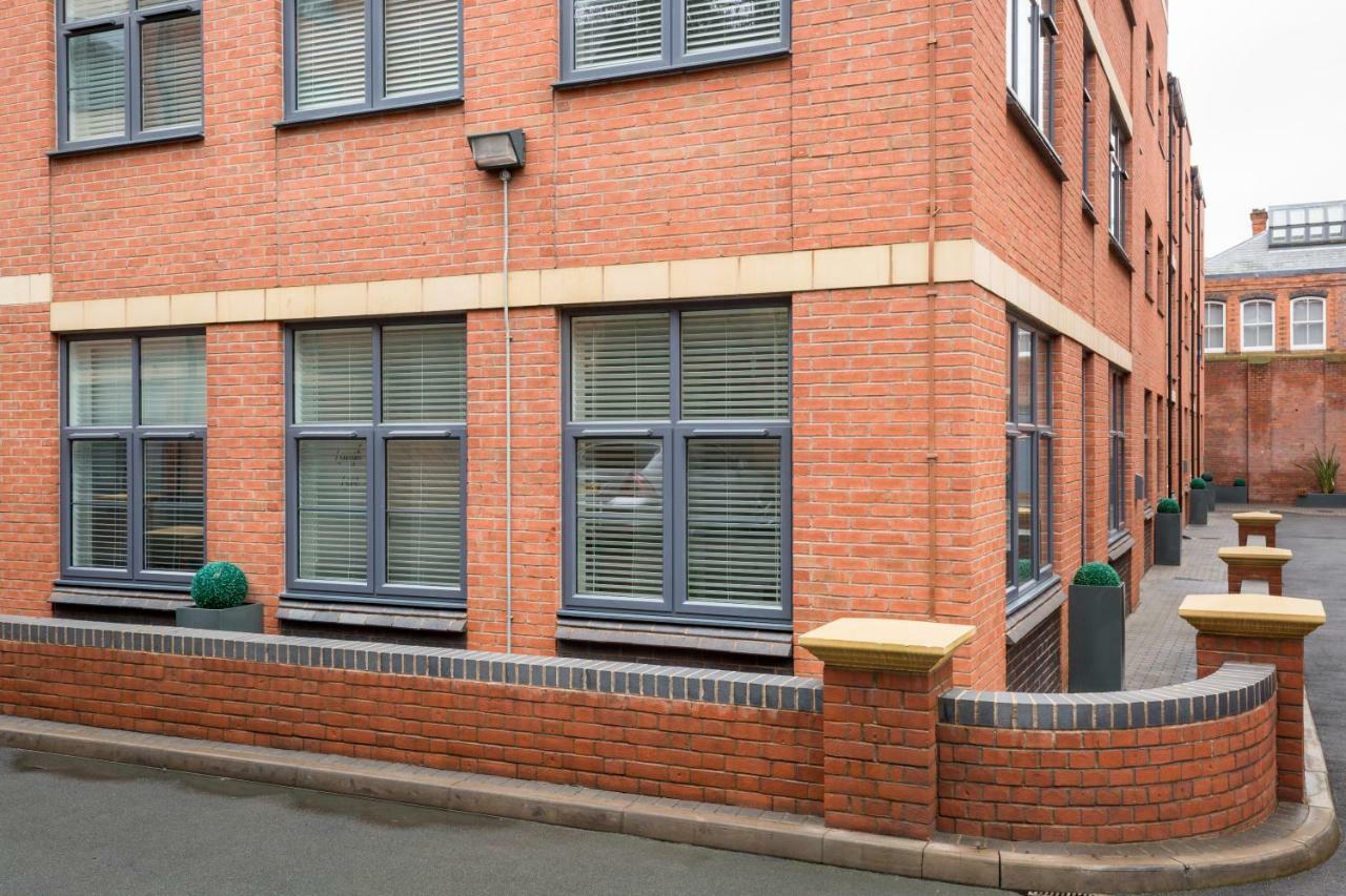 J Quarter - Sleeps 5 Long Term & Families Comfortably, 4 Beds, 2 Bathrooms Birmingham Eksteriør billede